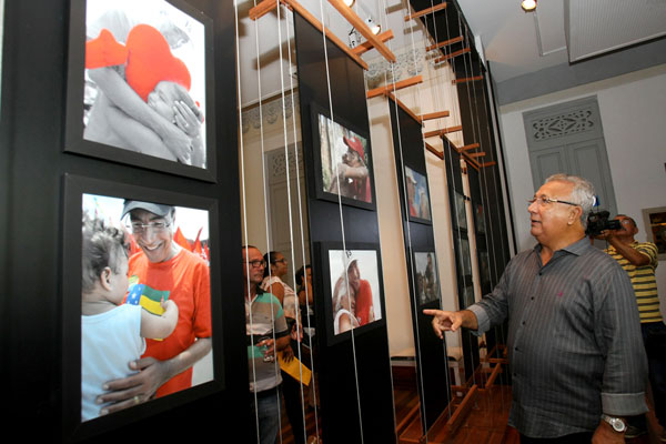 Governador acompanha exposição #DédaPresente no Museu da Gente Sergipana