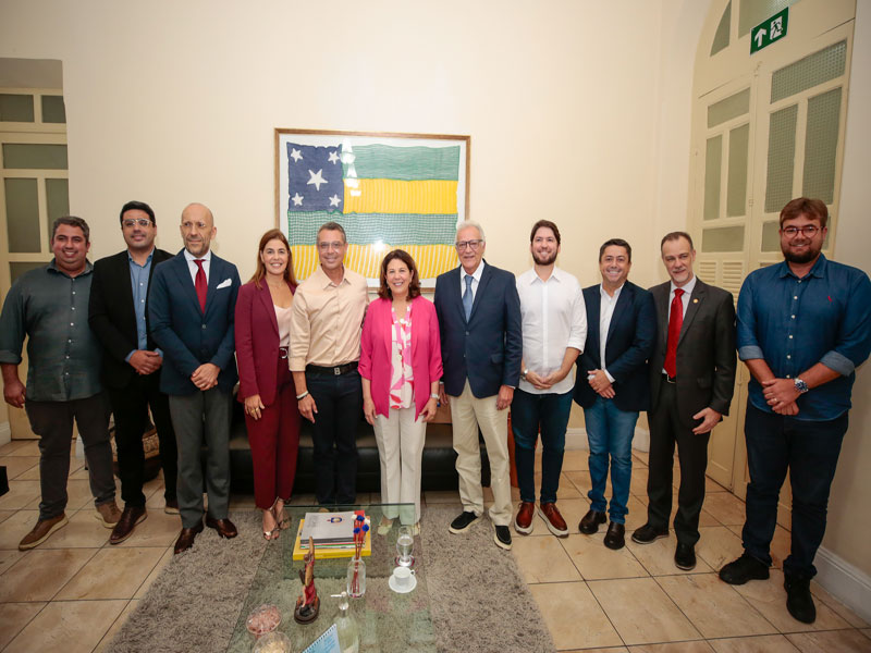 A ESPANHA VISITA O PALCIO